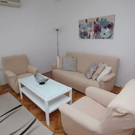 Apartment Oliva