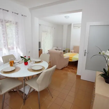 Oliva Apartment Solin