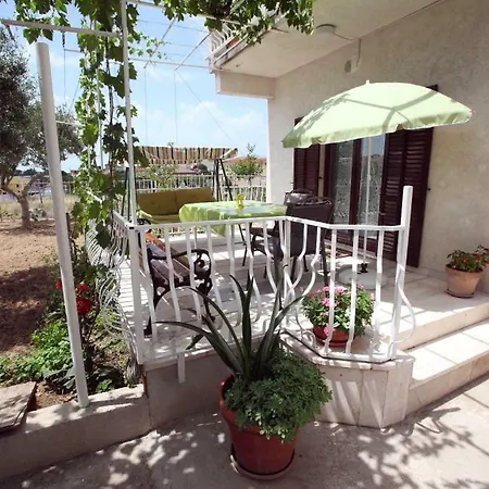 Oliva Apartment Solin